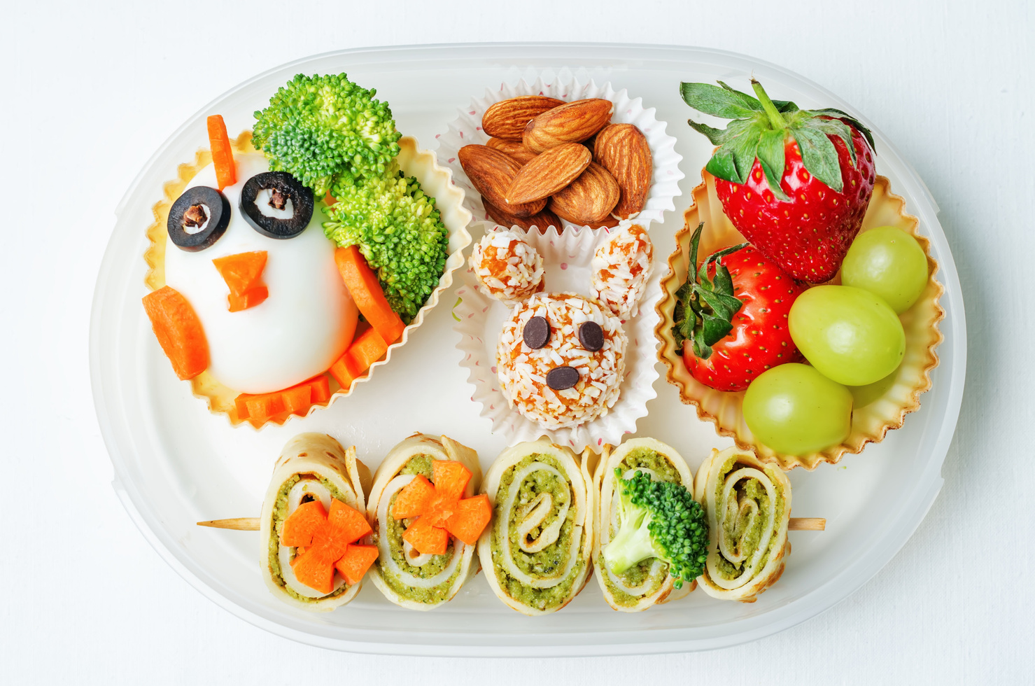 school lunch box for kids with food
